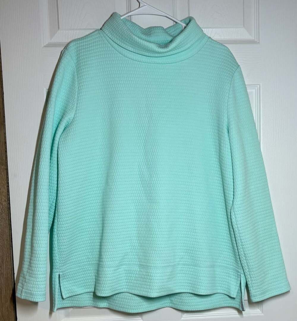 T by Talbots Bubble Jacquard Quilted Mockneck Pullover Mint Green Size L